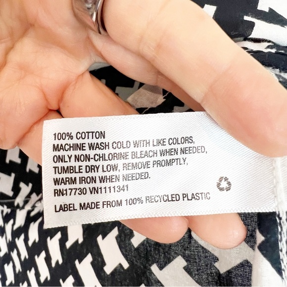 MERONA BLACK WHITE PRINT LONG SLEEVE HENLEY NECKLINE BLOUSE WOMENS SZ LARGE - Picture 3 of 5